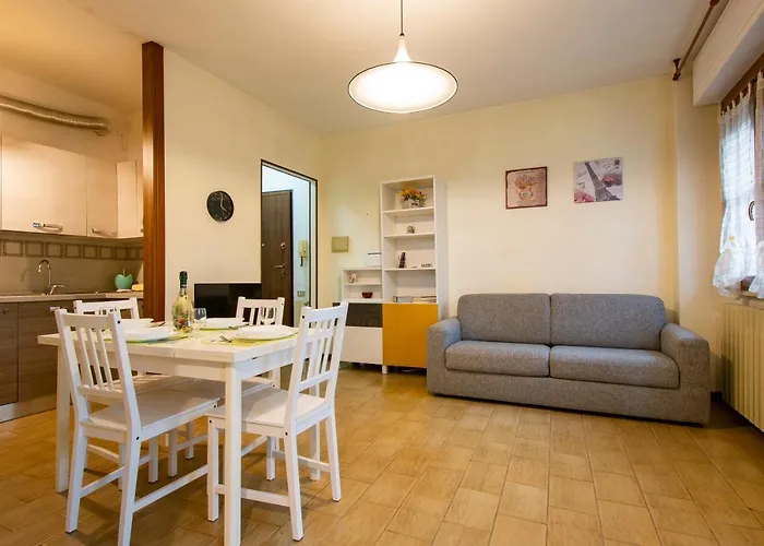 Altido Lovely Flat For 4 With Balcony And Free Parking Pisa